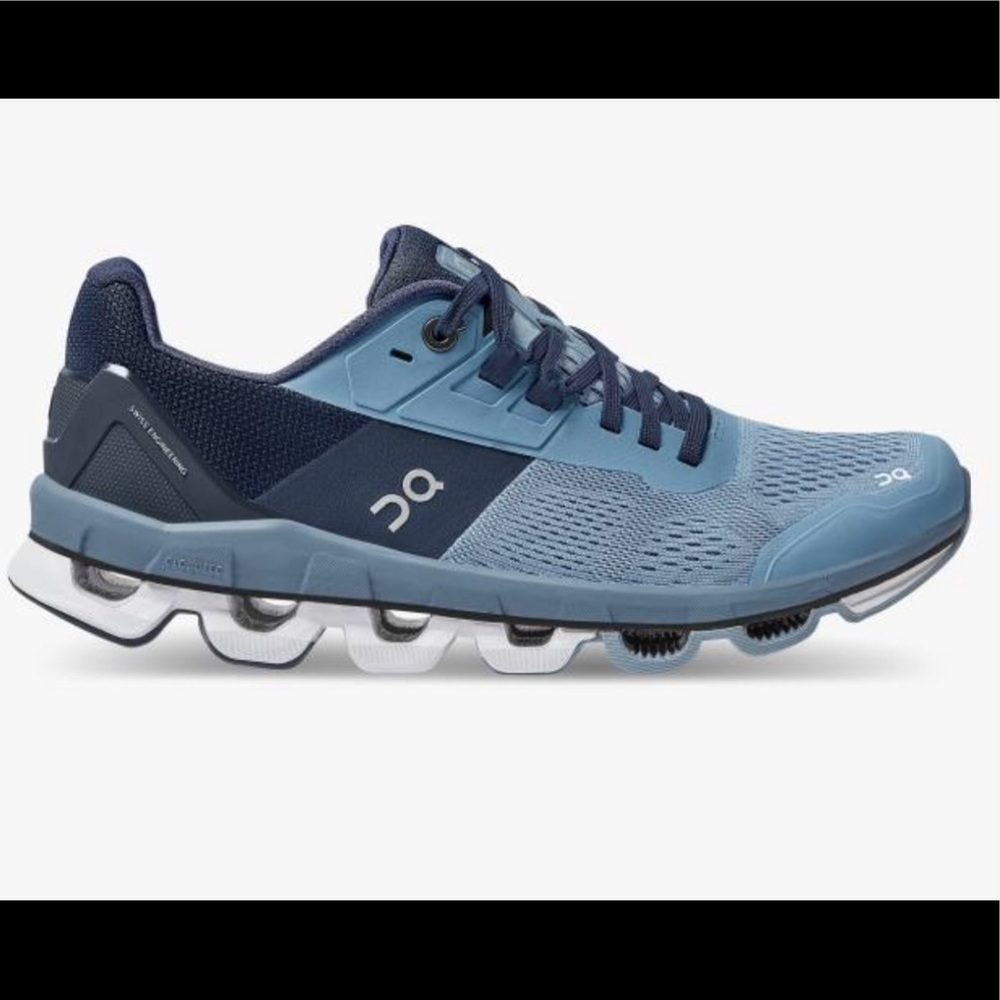 Women’s On Cloud - CloudAce Size 8.5